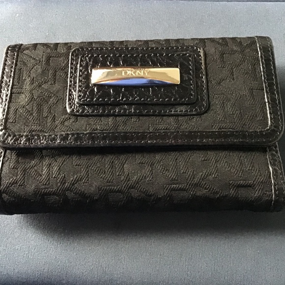 DKNY Black Leather & Canvas Tri Fold Wallet - Picture 1 of 5